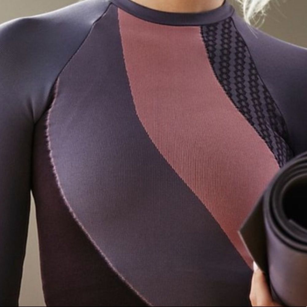 NWT $78 Free People | Movement | Watch & Learn | Layering Light Compression - Picture 4 of 8